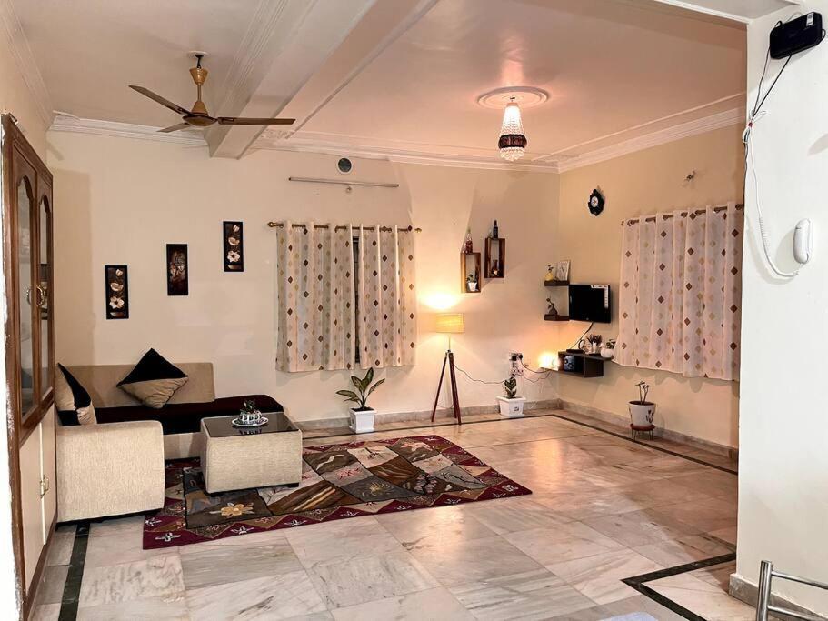 Gauranga Kutir-A Spiritual Villa Retreat Bhubaneswar Bagian luar foto