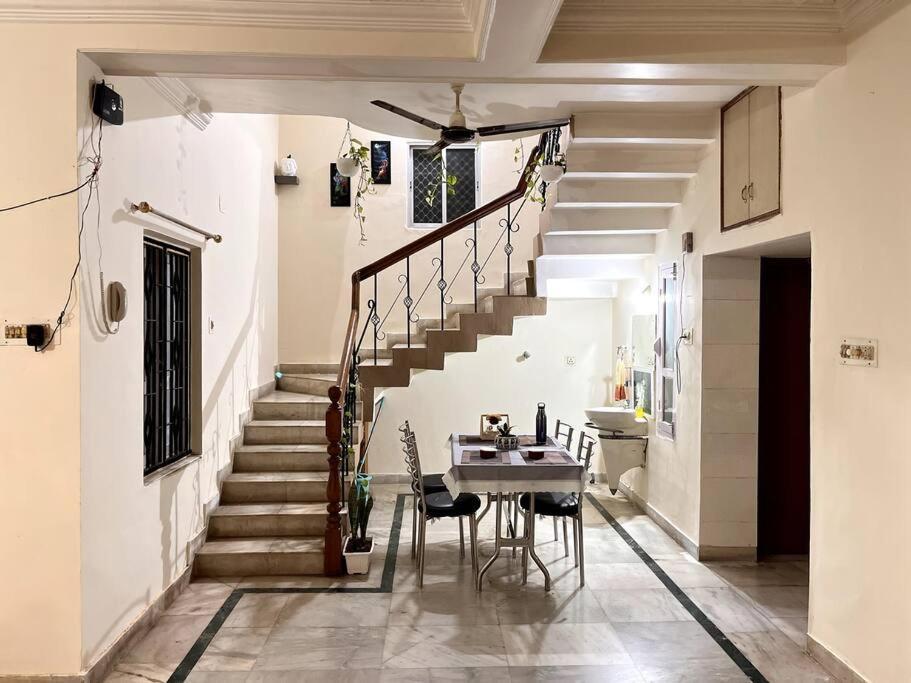 Gauranga Kutir-A Spiritual Villa Retreat Bhubaneswar Bagian luar foto